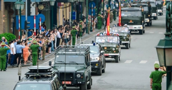 Video: Chặng đường cuối tiễn đưa linh cữu Chủ tịch nước Trần Đại Quang rời Thủ đô về đất mẹ