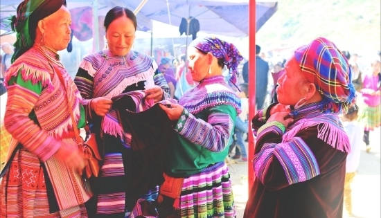 Vui Tết Độc lập - “Đặc sản” văn hóa của đồng bào Mông
