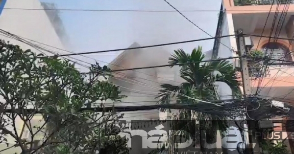 TP HCM: Cháy nhà nhiều tài sản bị thiêu rụi