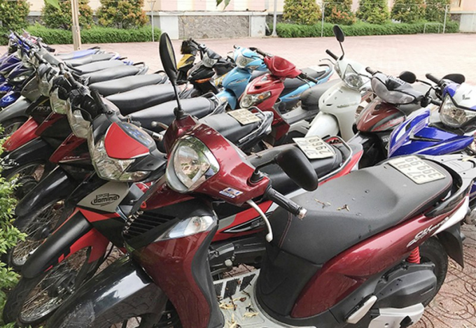 Tang vật 22 chiếc xe máy trộm cắp được đã được công an Nghĩa Đàn thu giữ trao trả các bị hại