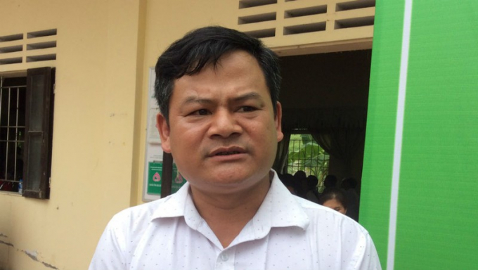 Trưởng thôn Nguyễn Khắc Thiện.