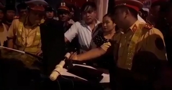 Lãnh đạo UBKT Đảng uỷ Khối cơ quan và Doanh nghiệp tỉnh Hà Tĩnh uống rượu lái xe gây tai nạn