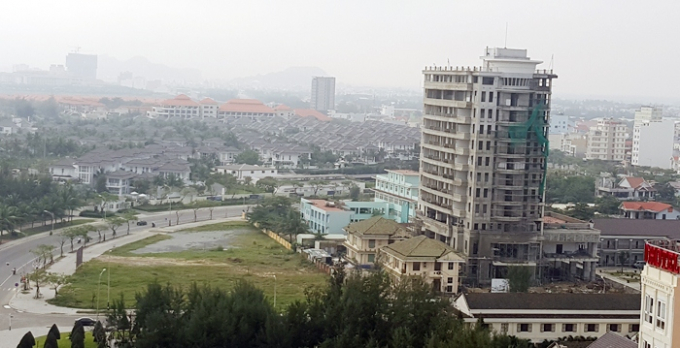 Hai doanh nghiệp nước ngoài nhận chuyển nhượng 21 Giấy chứng nhận QSD đất quanh sân bay Nước Mặn, Đà Nẵng.
