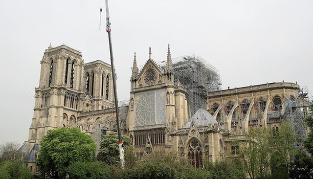 Pháp cảnh báo nguy cơ ô nhiễm chì sau vụ cháy Nhà thờ Đức Bà Paris