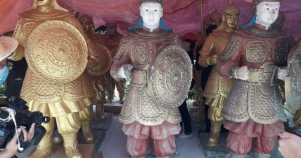 Lâm Đồng: Những pho tượng lính nghi của Trung Quốc gây xôn xao dư luận