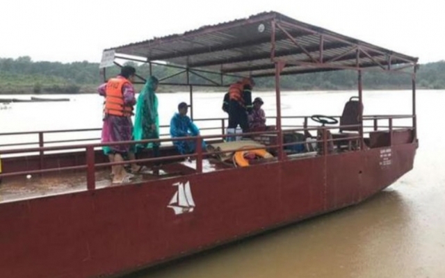 Gia Lai: Qua sông Sê San đi làm rẫy thuyền bị lật, 1 người mất tích, 3 người thoát nạn