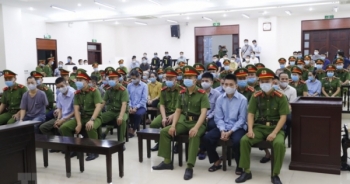 Hình ảnh phiên tòa xét xử sơ thẩm vụ án tại xã Đồng Tâm