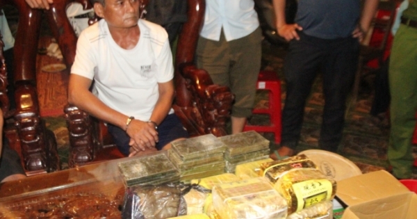Nghệ An: Chôn ma túy ở trong vườn nhưng vẫn bị phát hiện và bắt giữ