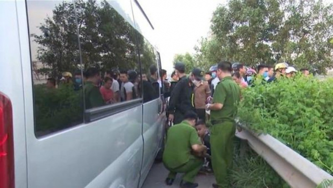 Xe khách chống đối đâm cảnh sát tử vong ở Bắc Giang.