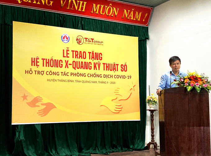 Ông Võ Văn Hùng, Chủ tịch UBND huyện Thăng Bình ghi nhận và đánh giá cao sự ủng hộ của Tập đoàn T&amp;amp;T Group đối với ngành y tế địa phương