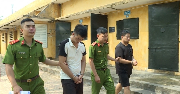 Hưng Yên: Bắt quả tang 2 đối tượng mua bán ma túy trái phép