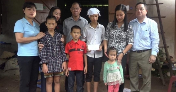 Quảng Ninh: Hỗ trợ gia đình các cháu mất cả bố lẫn mẹ khi đi đánh bắt cá