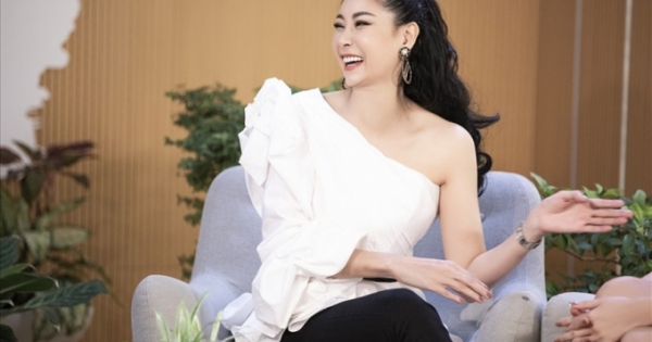 Hoa hậu Hà Kiều Anh lần đầu tiết lộ mức cát-xê sau đăng quang