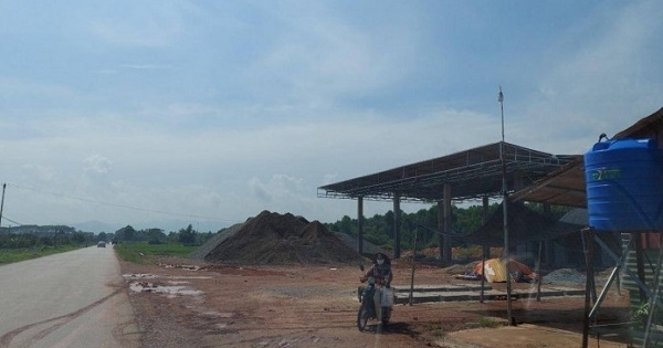Doanh nghiệp xây cây xăng sai phép, tự ý đấu nối vào QL37 tại Bắc Giang