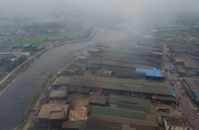 Sông Cầu ô nhiễm, tỉnh Bắc Ninh xử lý loạt doanh nghiệp sản xuất, tái chế giấy