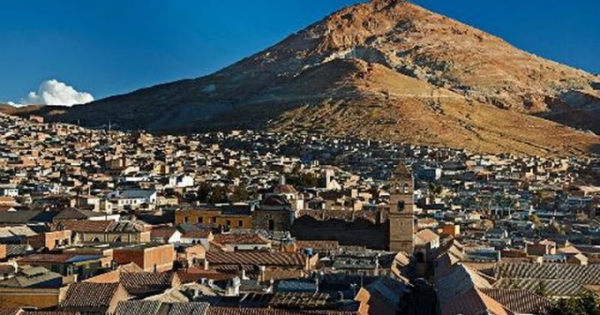 Kỳ quái ngọn núi "ăn thịt người" ở Bolivia