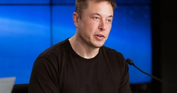 Elon Musk xác nhận lùi sản xuất bán tải điện Cybertruck đến cuối năm 2022