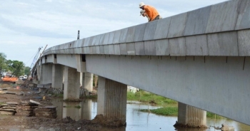 Hợp long cầu Mạc Đĩnh Chi giúp TP Sóc Trăng kết nối cả khu vực