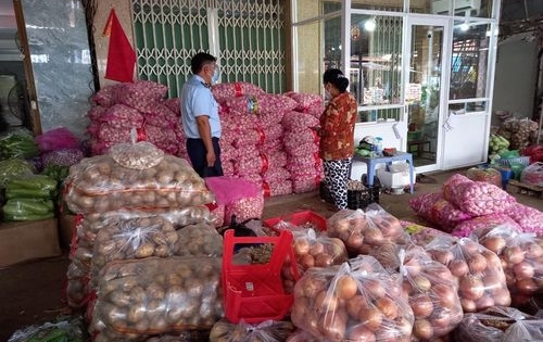 Bắt giữ 4,2 tấn tỏi Trung Quốc nhập lậu vào Tiền Giang