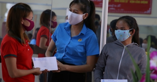 Ai chưa có hộ khẩu, chưa đăng ký tạm trú ở Hà Nội được hỗ trợ 500 nghìn đồng