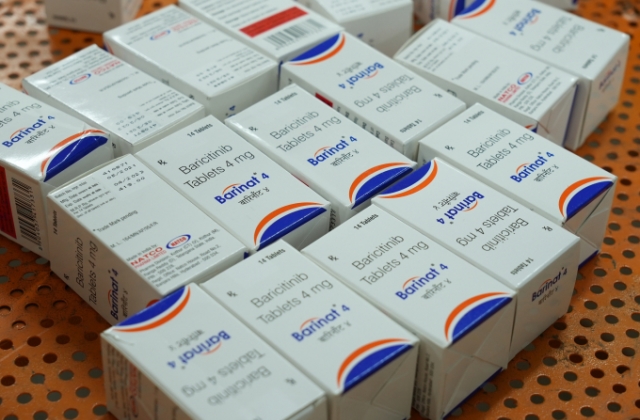 Bắt giữ hơn 60.000 viên thuốc điều trị Covid-19 lậu từ Ấn Độ