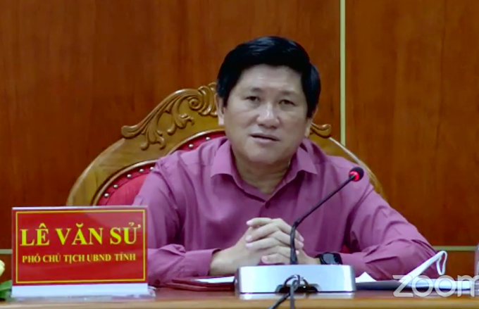 Phó Chủ tịch UBND tỉnh Lê Văn Sử phát biểu tại điểm cầu Cà Mau.