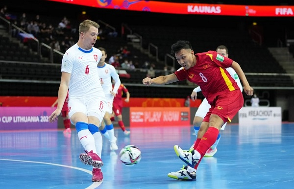 Hoà Cộng hoà Séc nghẹt thở, Đội tuyển Futsal Việt Nam dành vé vào vòng 1/8 World Cup