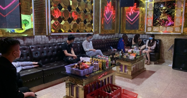 Bắc Giang: Kinh doanh lén lút, chủ quán và khách quán karaoke MILANO bị phạt số tiền 102,5 triệu đồng
