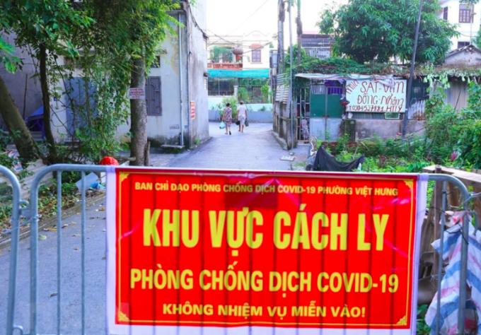 Chốt kiểm dịch tại phường Việt Hưng, Long Biên.