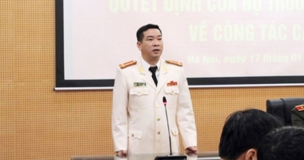 Tước quân tịch đại tá Phùng Anh Lê và một số cựu cán bộ Công an quận Tây Hồ