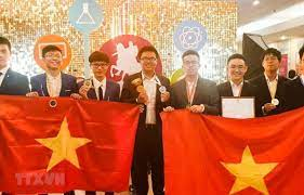 Học sinh Tuyên Quang giành huy chương Vàng quốc tế được thưởng 250 triệu đồng