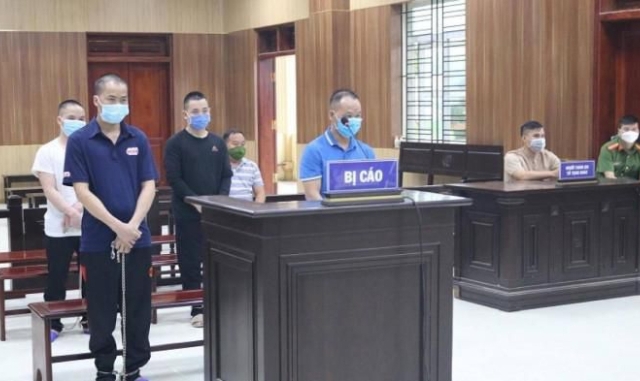 Đang xét xử nhóm người buôn hàng cấm bắn tử vong thiếu tá công an xã ở Thanh Hóa
