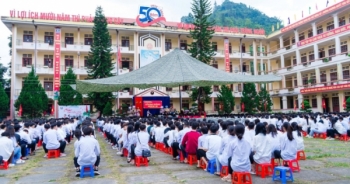 Lào Cai: Gần 235 nghìn học sinh mầm non, tiểu học, phổ thông dự Lễ khai giảng năm học mới