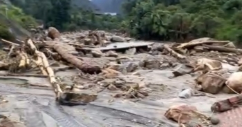 2 người chết, 5 người mất tích do mưa lũ ở Lào Cai