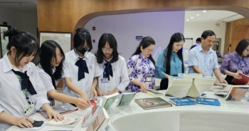Quảng Ninh: Khai mạc Triển lãm sách, báo, ảnh “Quảng Ninh - hành trình 60 năm đổi mới và phát triển”