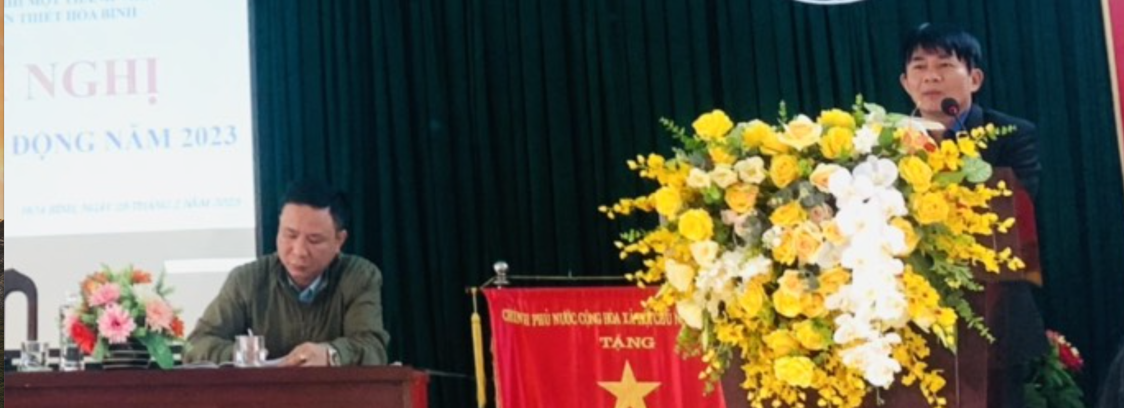 Được biết, Bí thư chi bộ, Chủ tịch kiêm Giám đốc Công ty TNHH Một thành viên xổ số kiến thiết Hòa Bình là ông Khương Minh Tuấn.
