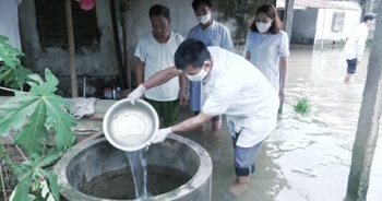 Bảo đảm nguồn nước sạch và phòng chống dịch mùa bão lũ