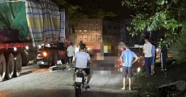 Tuyên Quang: Ô tô va chạm với xe máy, 2 người tử vong