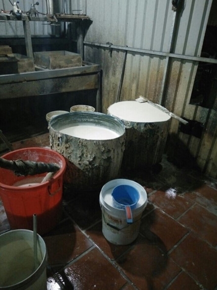 B&igrave;nh Thuận: Ph&aacute;t hiện cơ sở sản xuất đậu hũ bằng thạch cao