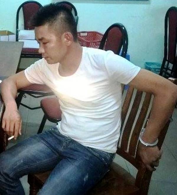 Nguyễn Văn Hiền l&uacute;c bị bắt giữ.