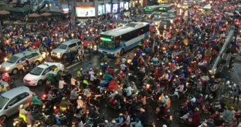 Sài Gòn mưa bất chợt và lại… kẹt xe