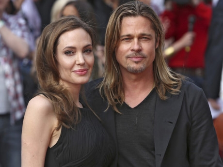 Nhiều khả năng Angelina Jolie phải chia sẻ quyền nu&ocirc;i con c&ugrave;ng Brad Pitt