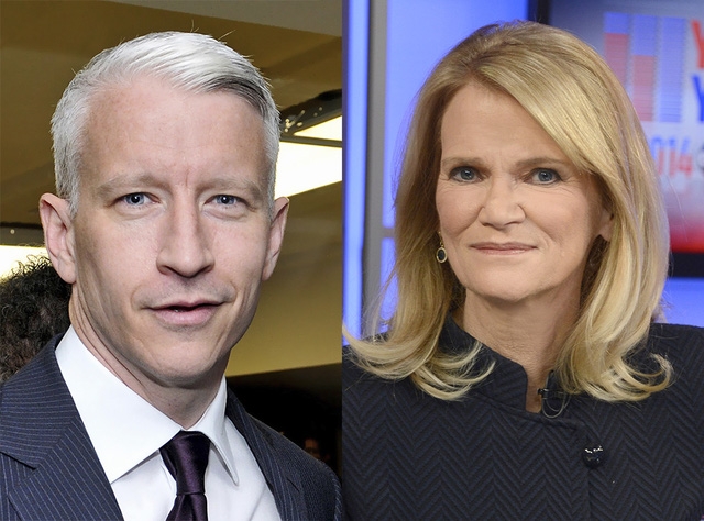 Hai người dẫn chương tr&igrave;nh Anderson Cooper v&agrave; Martha Raddatz (Ảnh: wustl.edu)