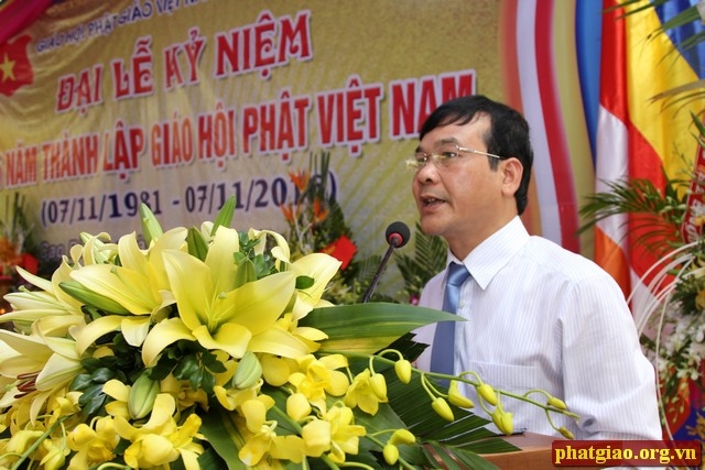 &Ocirc;ng Nguyễn Trung Thảo, Ph&oacute; Chủ tịch UBND tỉnh ph&aacute;t biểu ch&uacute;c mừng.