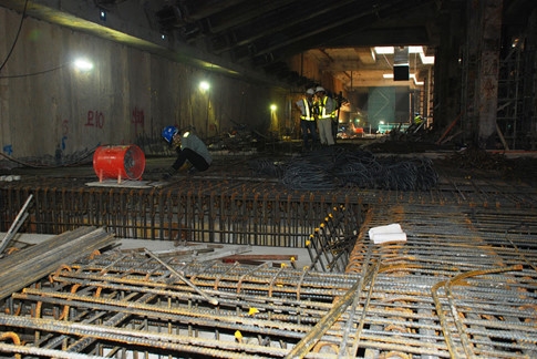 Cận cảnh ga Metro ngầm Bến Th&agrave;nh - Suối Ti&ecirc;n dưới l&ograve;ng đất
