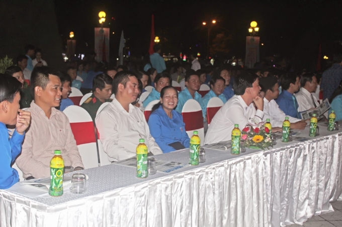 C&aacute;c đại biểu tham dự buổi lễ kỷ niệm 60 năm ng&agrave;y truyền thống Hội Li&ecirc;n hiệp Thanh ni&ecirc;n Việt Nam.