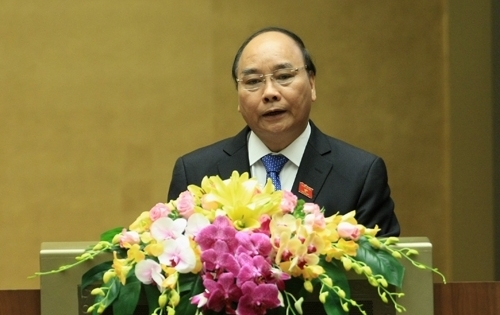 Thủ tướng Nguyễn Xuân Phúc báo cáo tình hình kinh tế-xã hội 2016, nhiệm vụ 2017