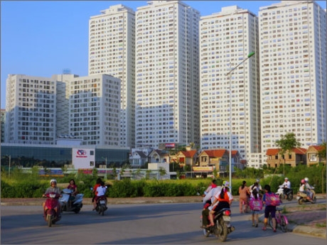 Nhiều khu chung cư được x&acirc;y dựng tại phường Ho&agrave;ng Liệt, quận Ho&agrave;ng Mai nhưng đến nay chỉ c&oacute; duy nhất 1 trường tiểu học.