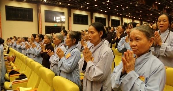 Ninh Bình: Khai giảng khóa tập huấn, khóa tu cho trên 5.000 phật tử tại chùa Bái Đính