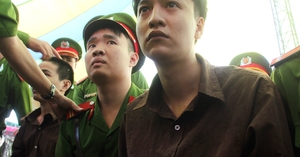 Hung thủ thảm sát Bình Phước xin hiến xác